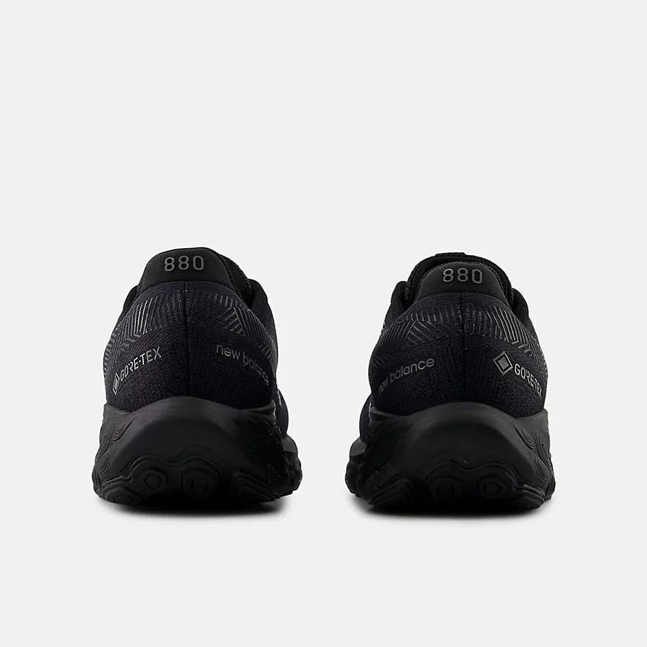 New Balance Fresh Foam X 880v14 GORE-TEX® 5