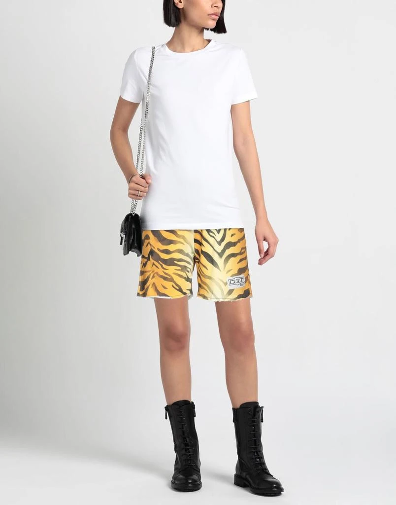 Cult Bolt Shorts & Bermuda 2