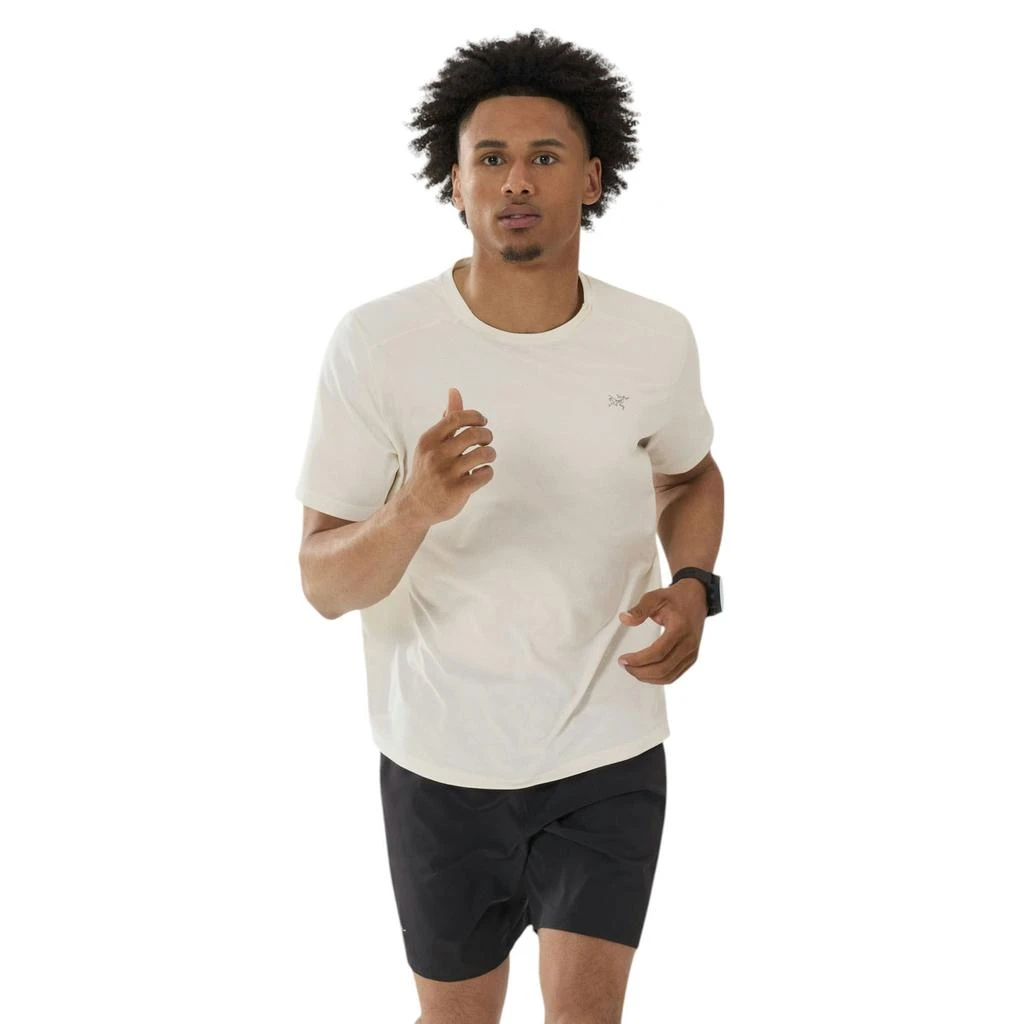 Arc
teryx Arc
teryx Cormac Short Sleeve Crew - Men
s 1