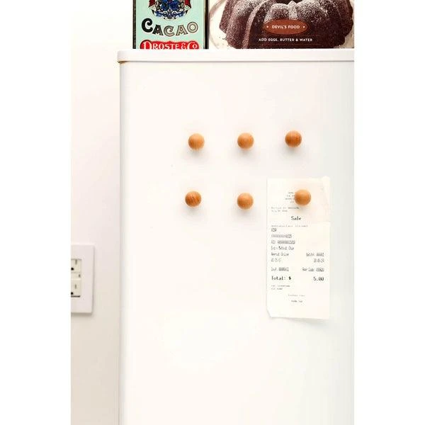 Kikkerland Wood Magnets 1