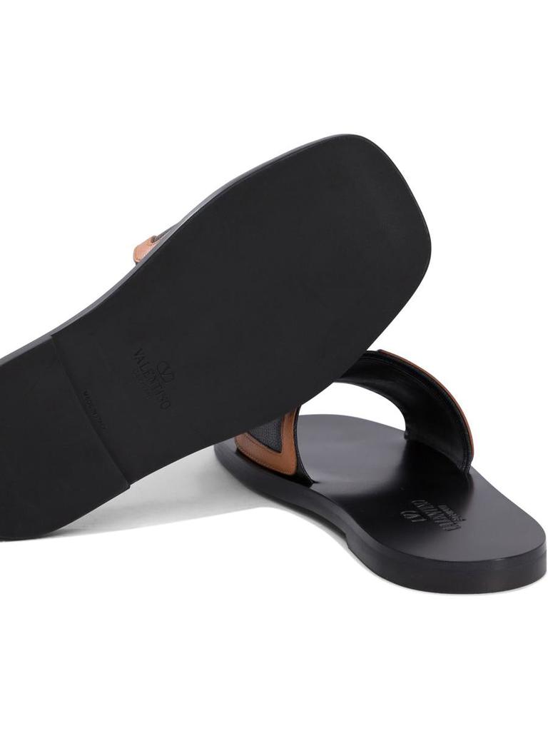 【関税込み】VALENTINO \"Viva Superstar\" 20 mm Slides Valentino Garavani Viva Superstar Slide Sandals in Canvas
