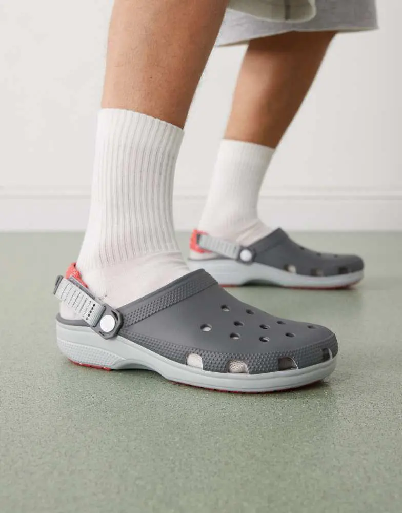 Crocs Crocs Classic turbo clog in grey - Casual Shoes - Free  display picture 2