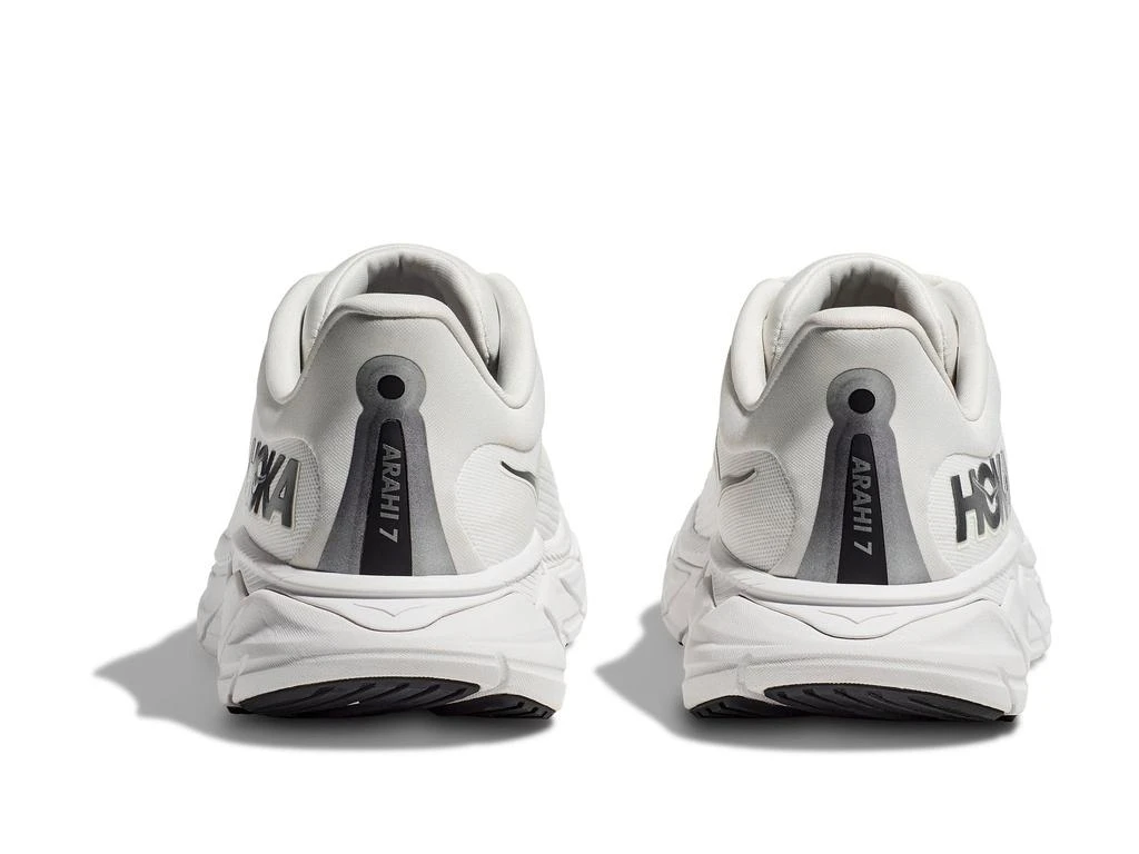 Hoka Arahi 7 5