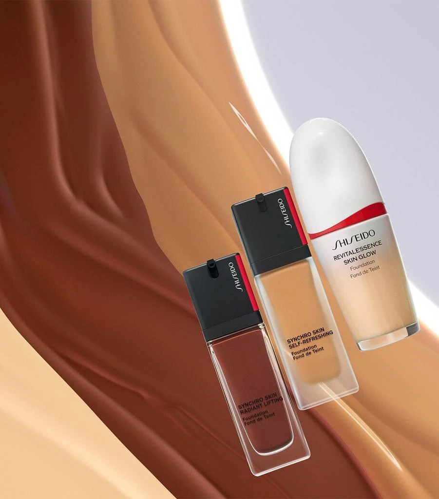 Shiseido Revitalessence Skin Glow Foundation SPF 30 6