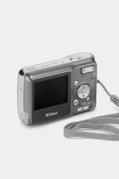 Urban Outfitters Nikon Coolpix L2 Point and Shoot Digital Camera Refurbished by Retrospekt 3
