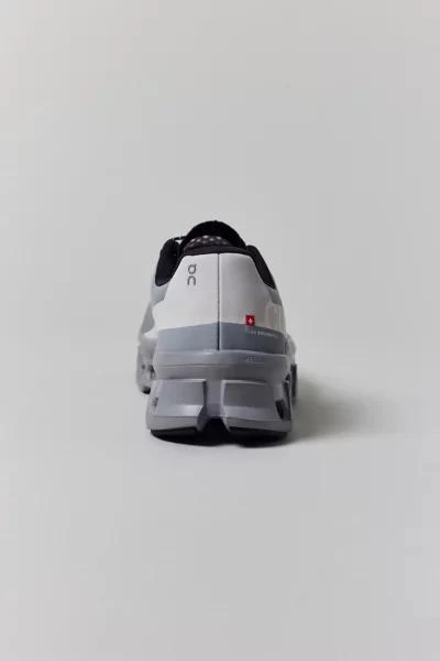 On On Men's Cloudmonster Sneaker 5