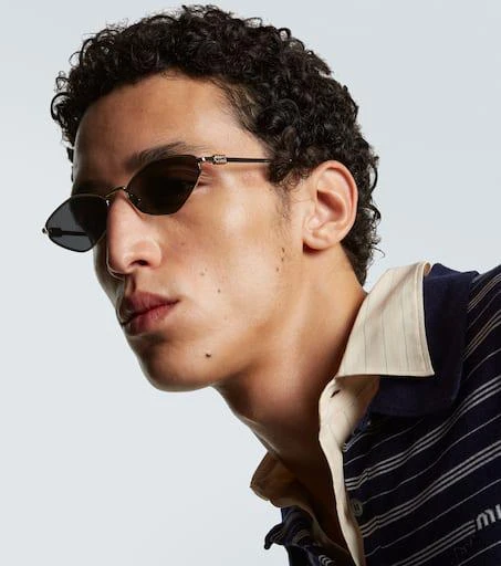 Miu Miu Logo sunglasses 3