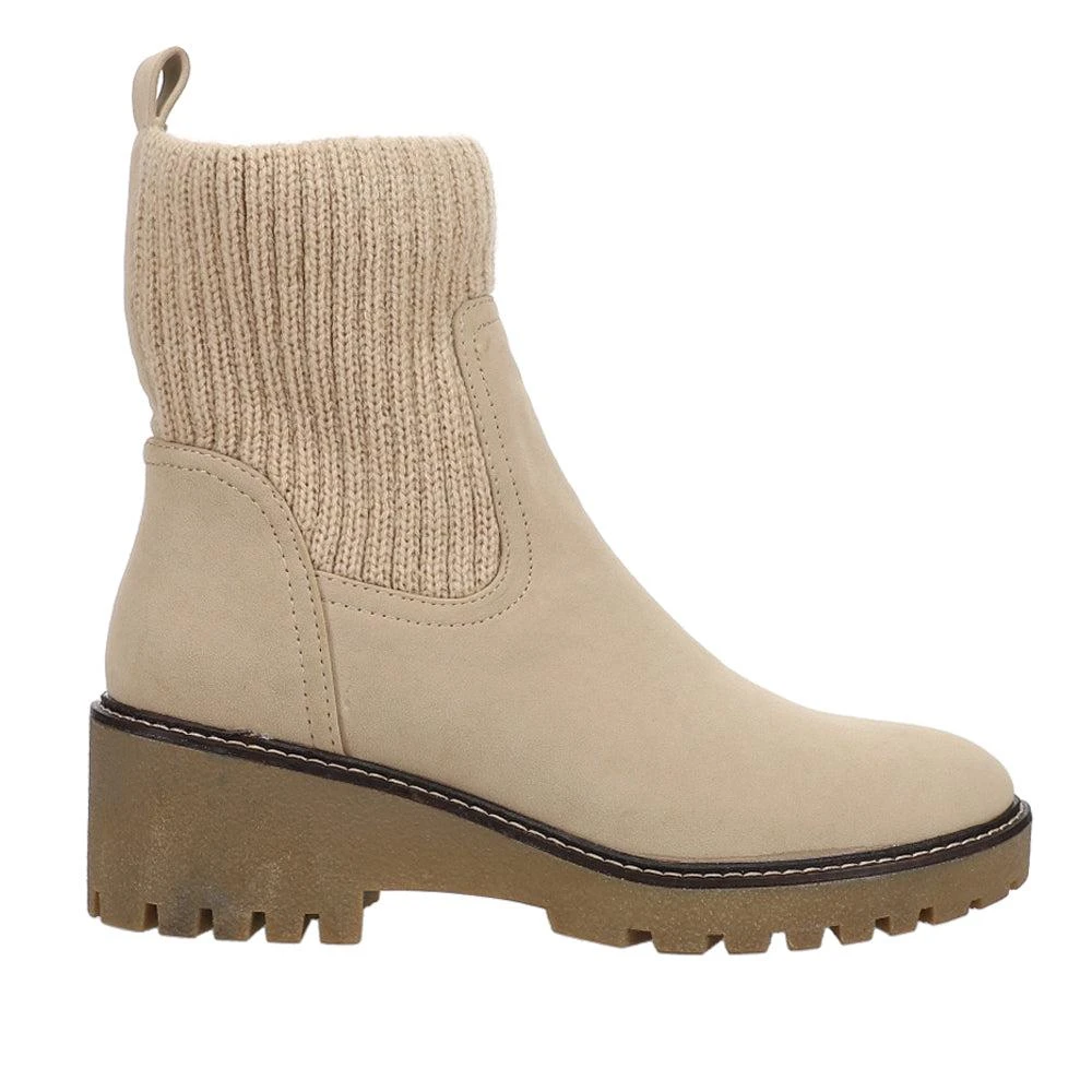 MIA Kara Lug Sole Pull On Round Toe Booties 1