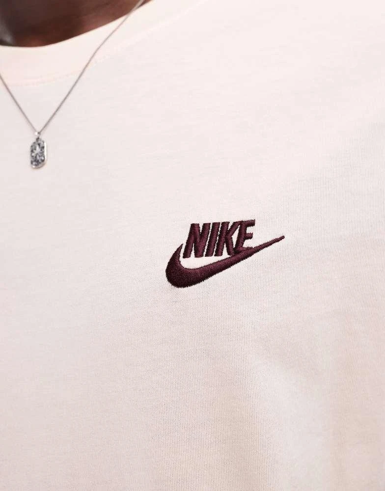 NIKE Nike Club Vignette t-shirt in washed coral 4
