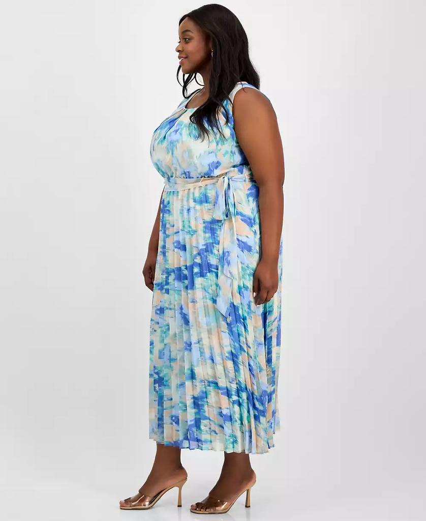 Sandra Darren Plus Size Printed Pleated Tie-Waist Dress