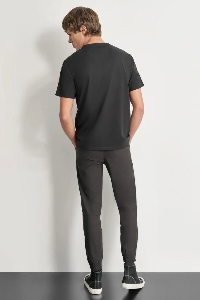 DKNY MAVERICK TEE 2