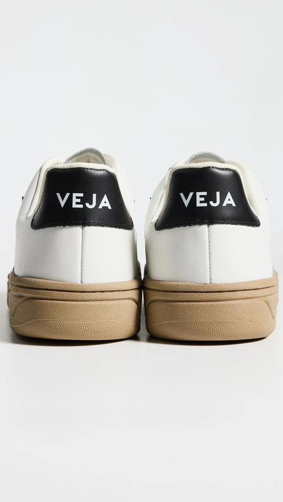 Veja V-12 Sneakers 2