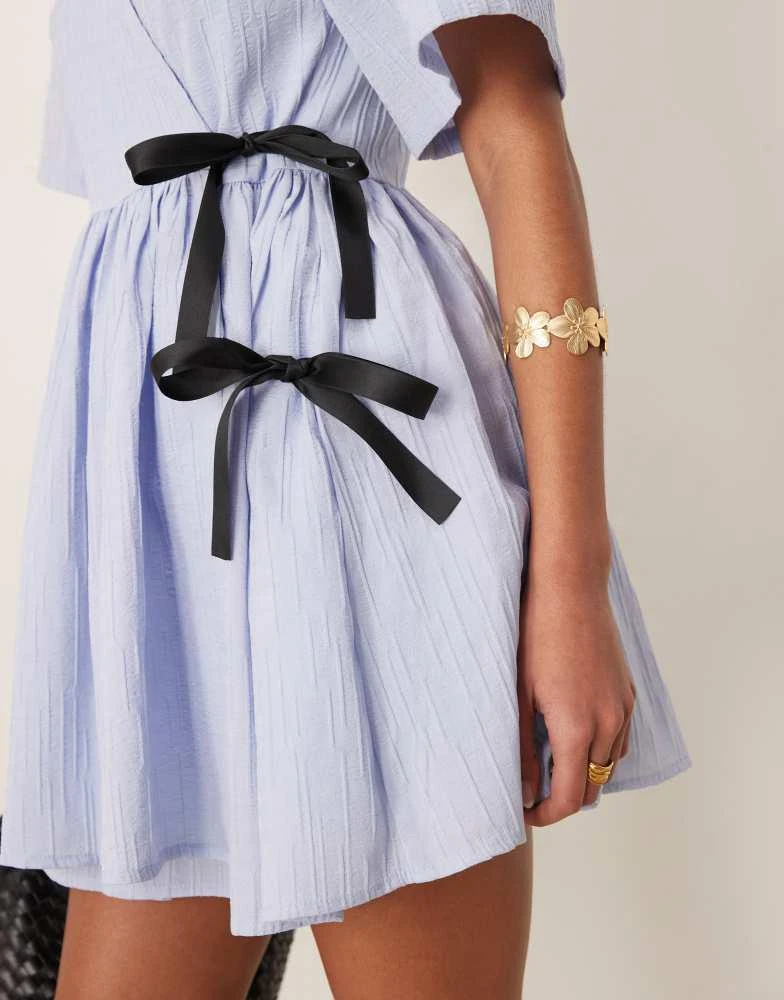 strapless open back dress Patchwork Off Shoulder Pleated Mini Dress main image 0