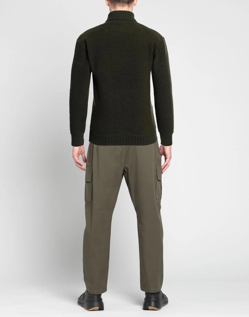 NEILL KATTER Turtleneck 3