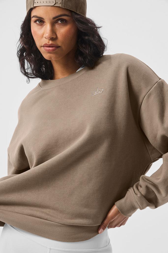 Alo Yoga Accolade Crew Neck Pullover - Gravel - Hoodies