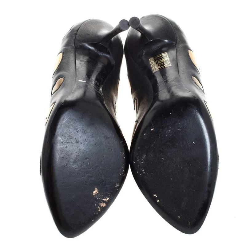 Dolce & Gabbana Dolce & Gabbanna Black Leather Heart Applique Pointed Toe Pumps Size 36.5 6