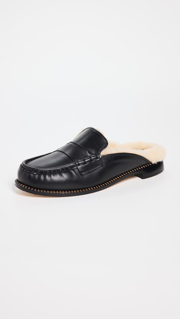 Freda Salvador Temi Flats