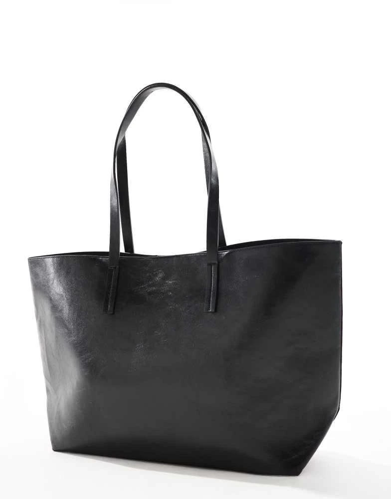 Pull&Bear Pull&Bear oversized faux leather tote bag in black 2