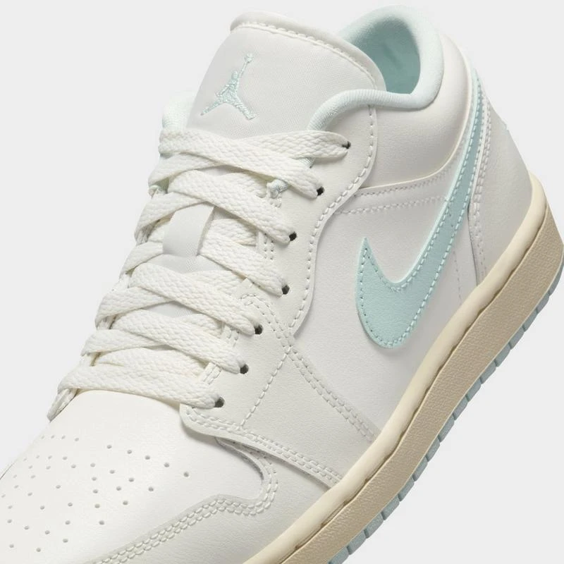 Jordan Women's Air Jordan Retro 1 Low Casual Shoes 3