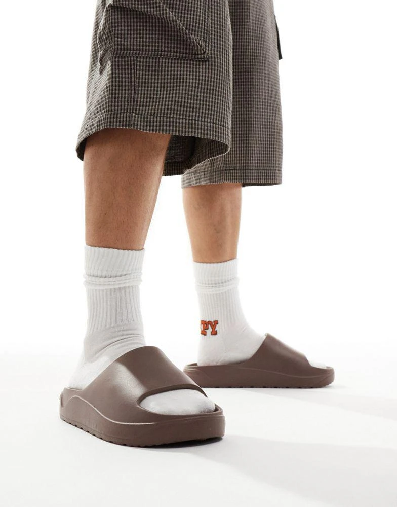 Pull&Bear Pull&Bear chunky slider in brown 3