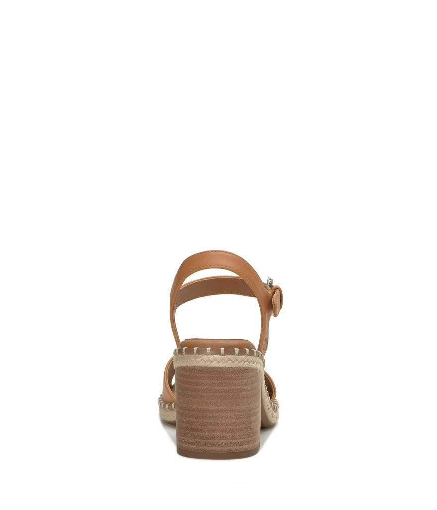 Lucky Brand Jennyl 4