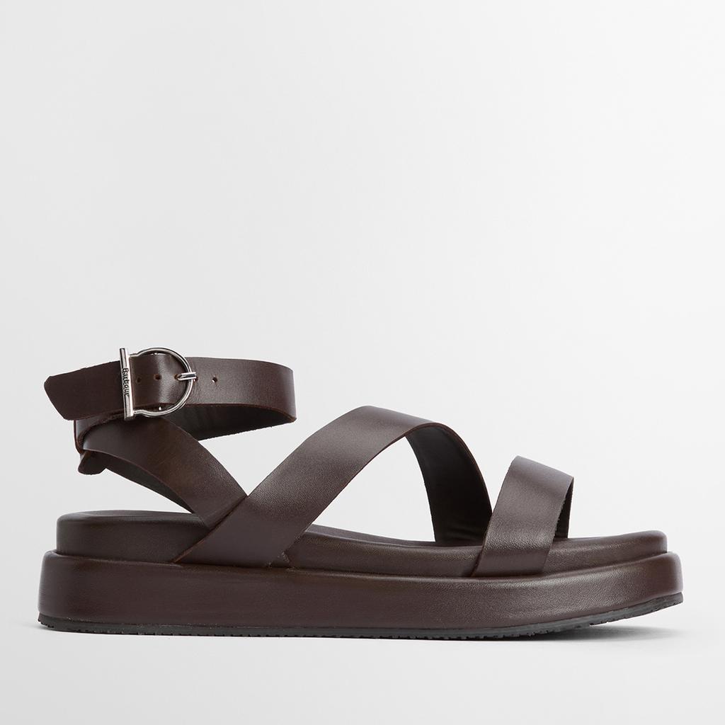 Shop LUNA CHUNKY SOLE SANDALS on Sale at BeyondStyle – Get