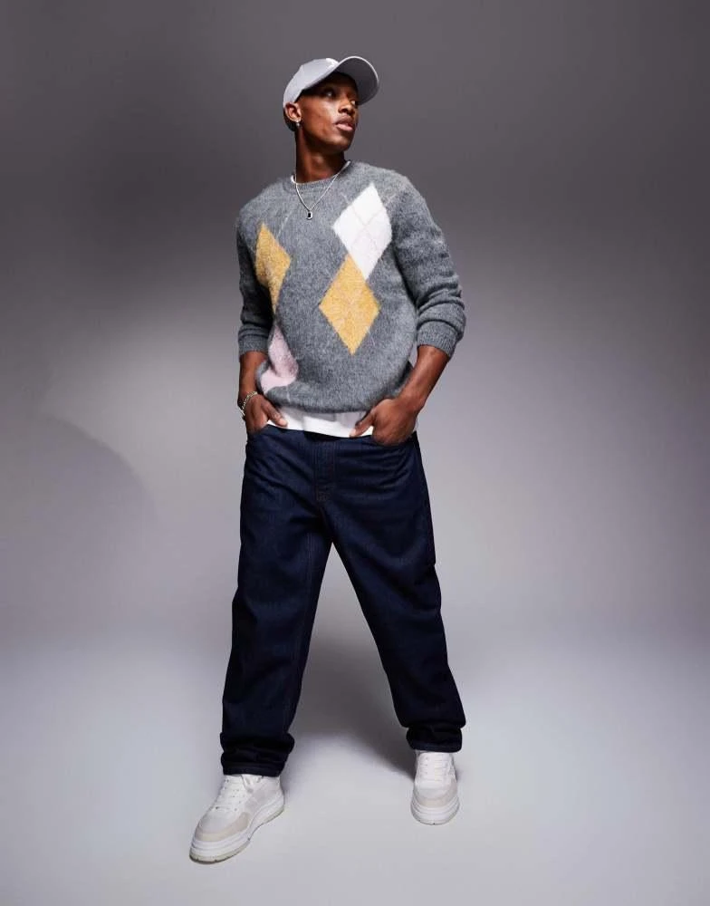 ASOS ASOS DESIGN knitted crew neck jumper with argyle pattern in grey 2