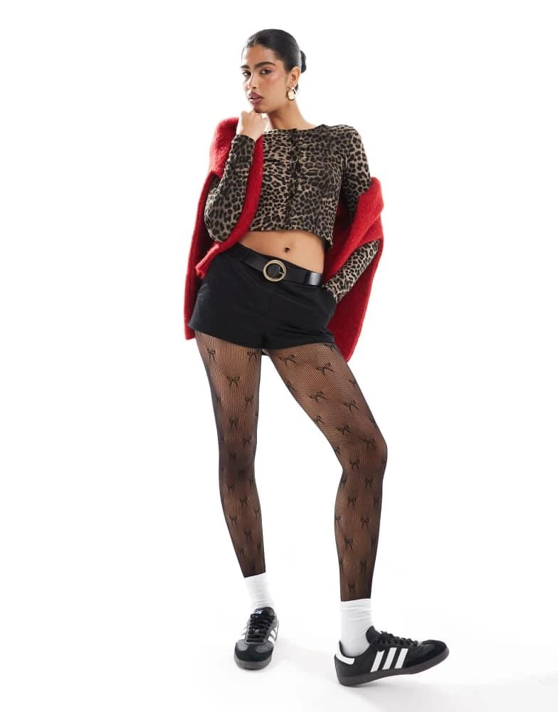 Stradivarius Stradivarius cropped cardigan in leopard 3