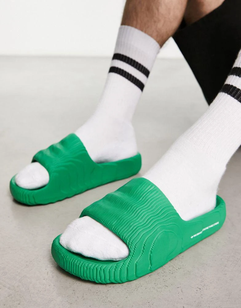 Adidas adidas Originals adilette 22 slides in collegiate green 1