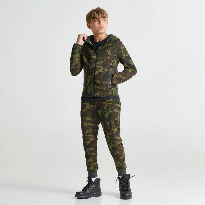 NIKE Boys' Nike Tech Fleece Camo Full-Zip Hoodie 2