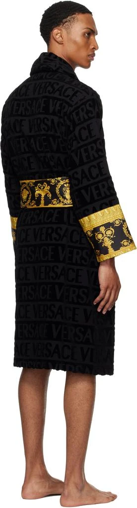 Versace Black
I Heart Baroque
Bathrobe 3