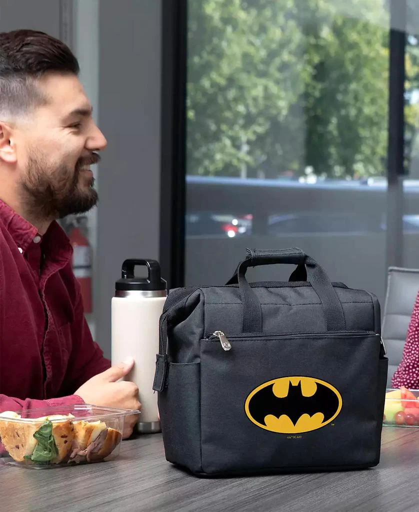 ONIVA Batman Symbol On The Go Lunch Cooler Bag 5