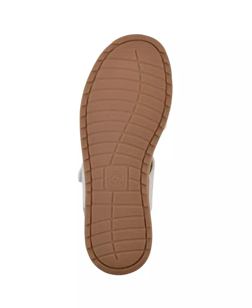 White Mountain Women
s Gelato Round Toe Wedge Sandals 5