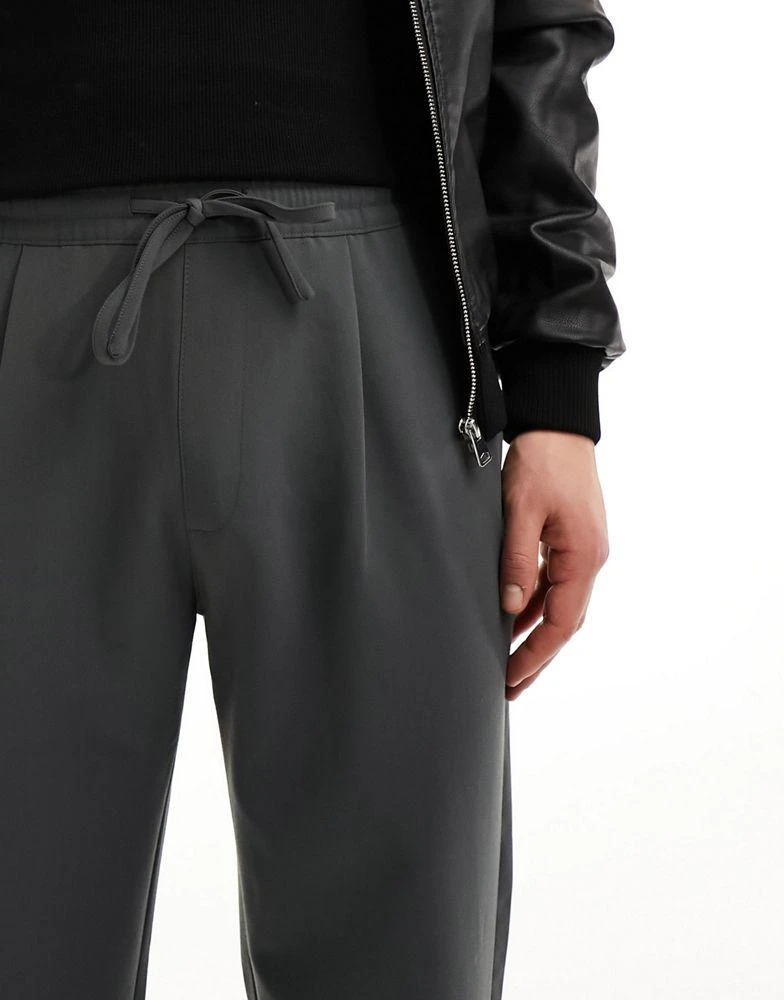 Bershka Bershka wide leg tailored trouser in grey 4