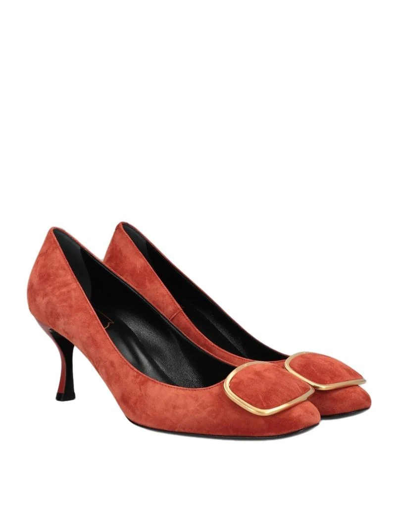Roger Vivier Pump 2