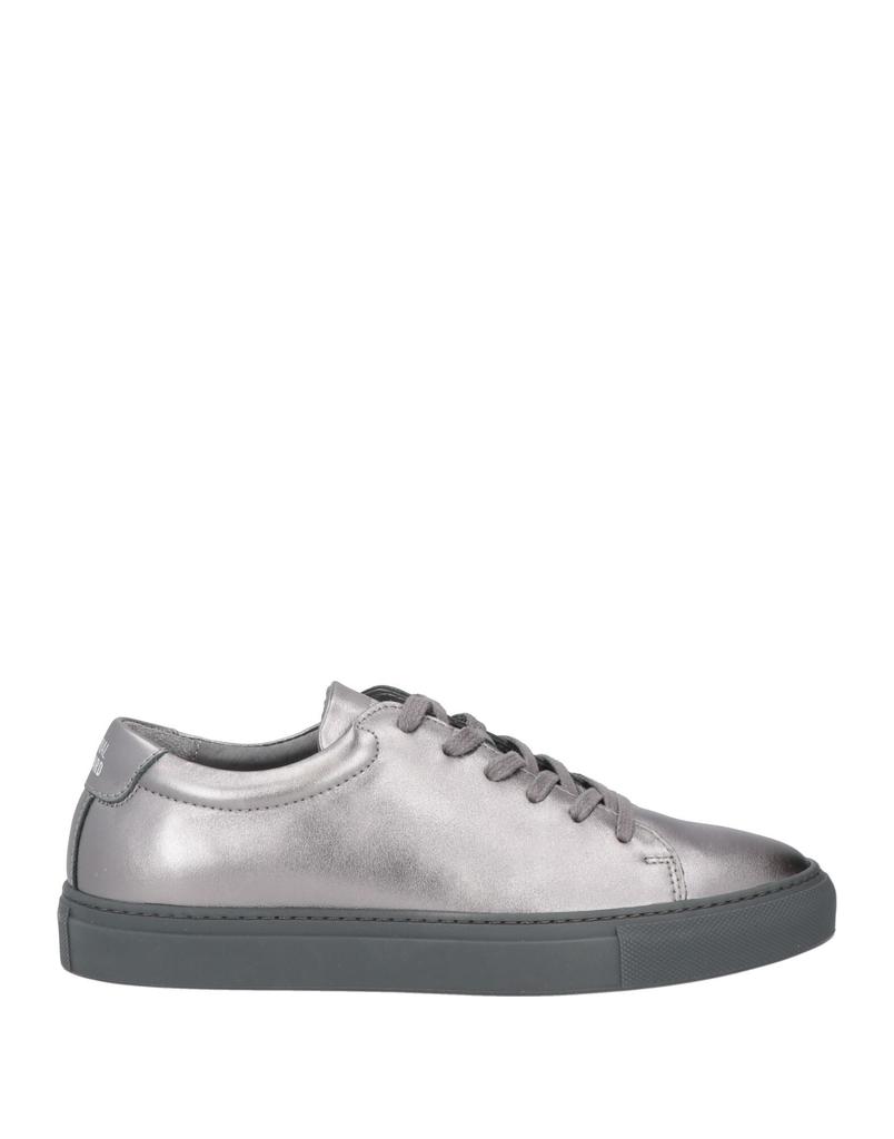NATIONAL STANDARD Sneakers