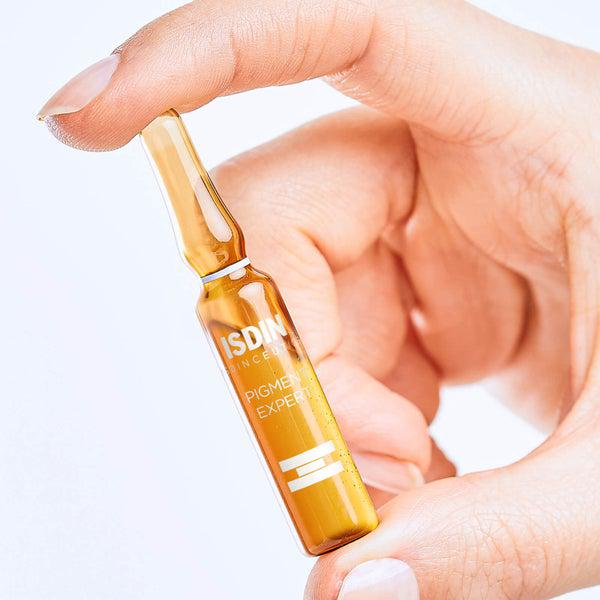 ISDIN ISDIN ISDINCEUTICS Dark Spot Correcting Day and Night Routine Exfoliating Serum