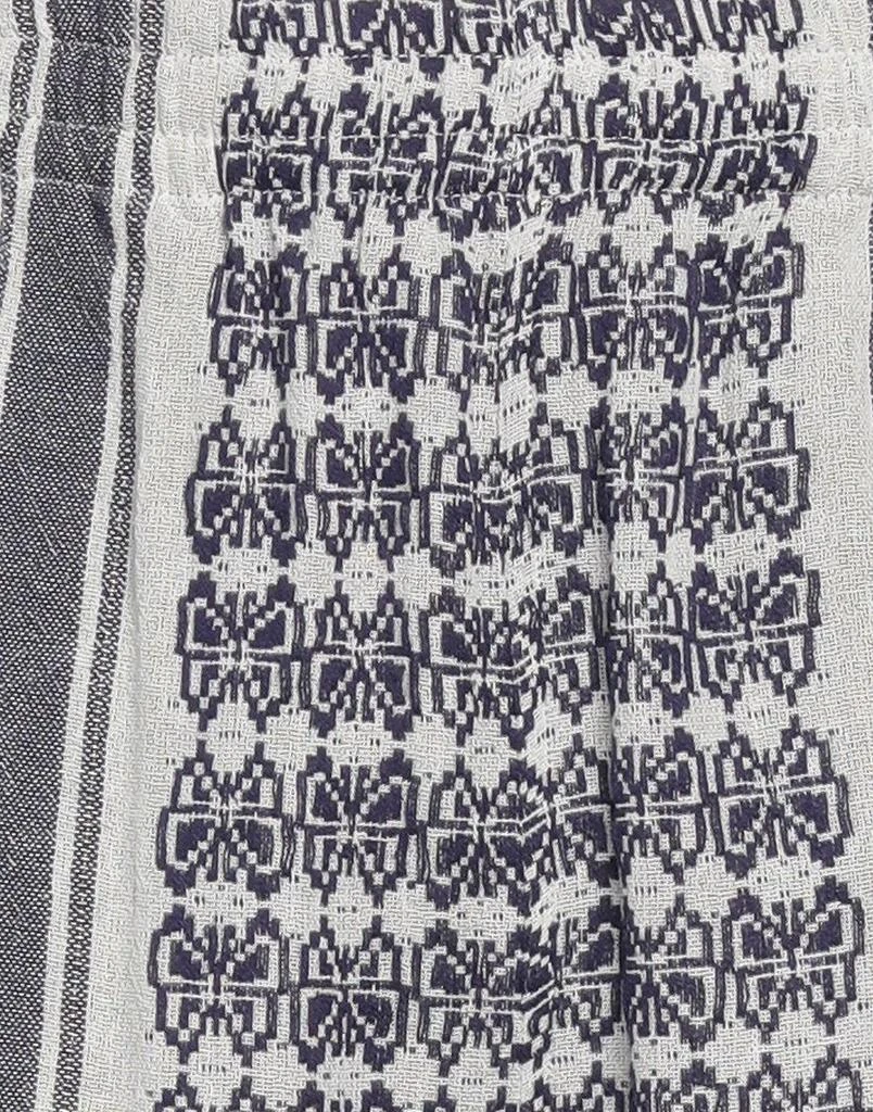 Needles Shorts 
Bermuda 4