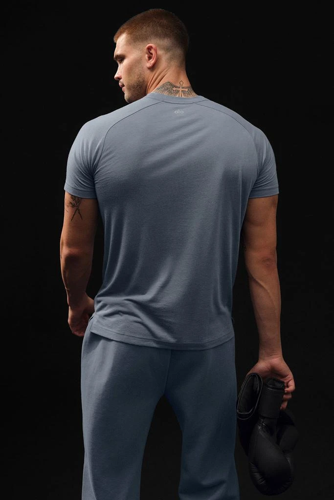 Alo Triumph Raglan Tee - Steel Grey 4