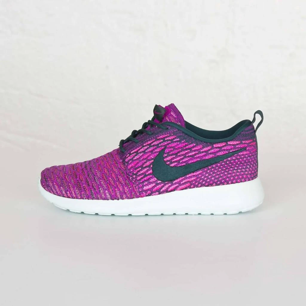 NIKE Women's Roshe One Flyknit Shoes In Dark Atomic Teal/dark Atomic Teal-Vivid Purple 4