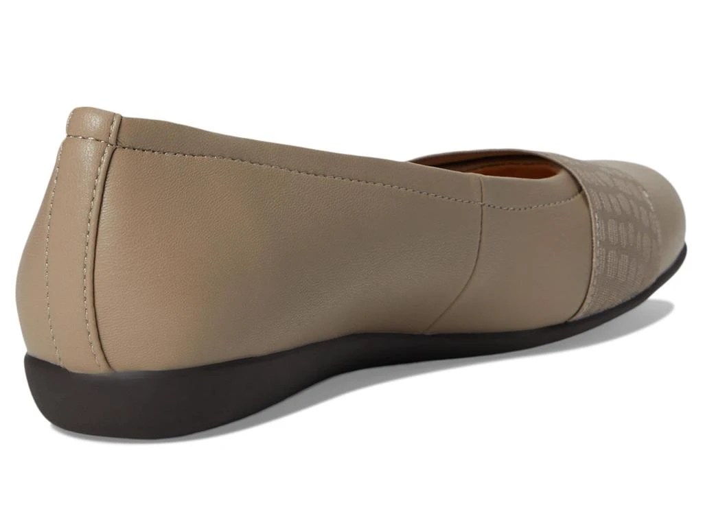 Trotters Samantha 5