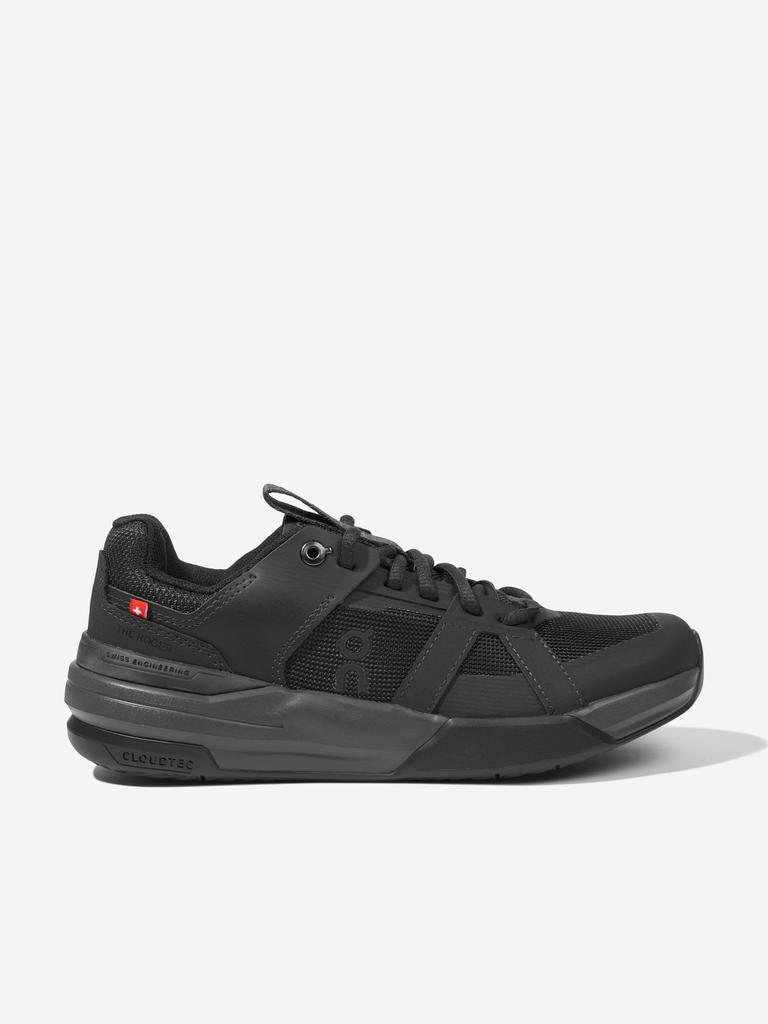 On On Running Kids The Roger CH Pro Youth Trainers in Black