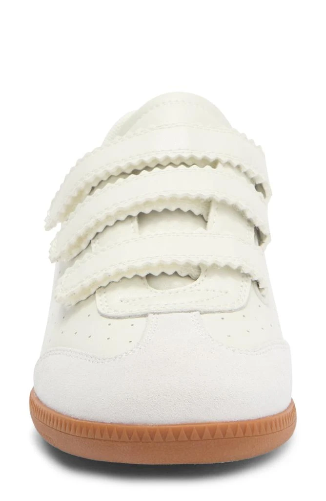 Steve Madden Mabell Low Top Sneaker 3