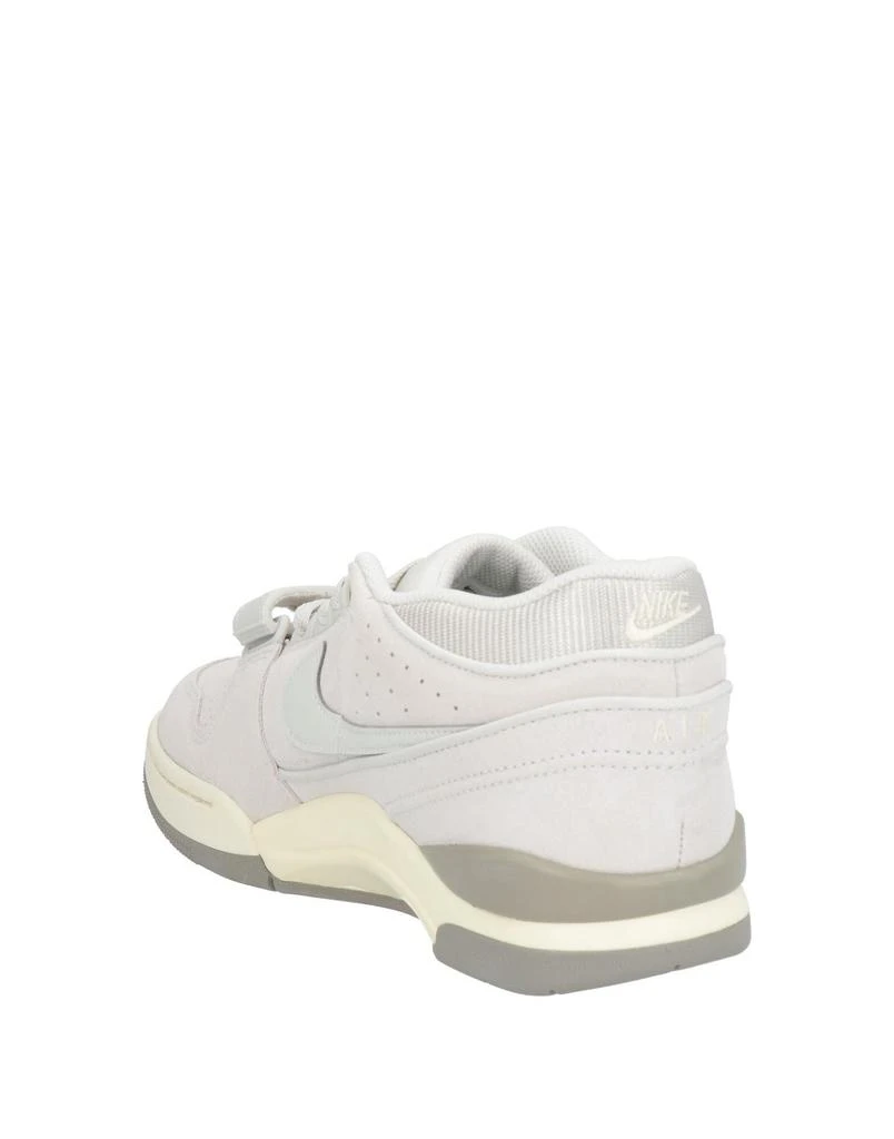 NIKE Sneakers 3