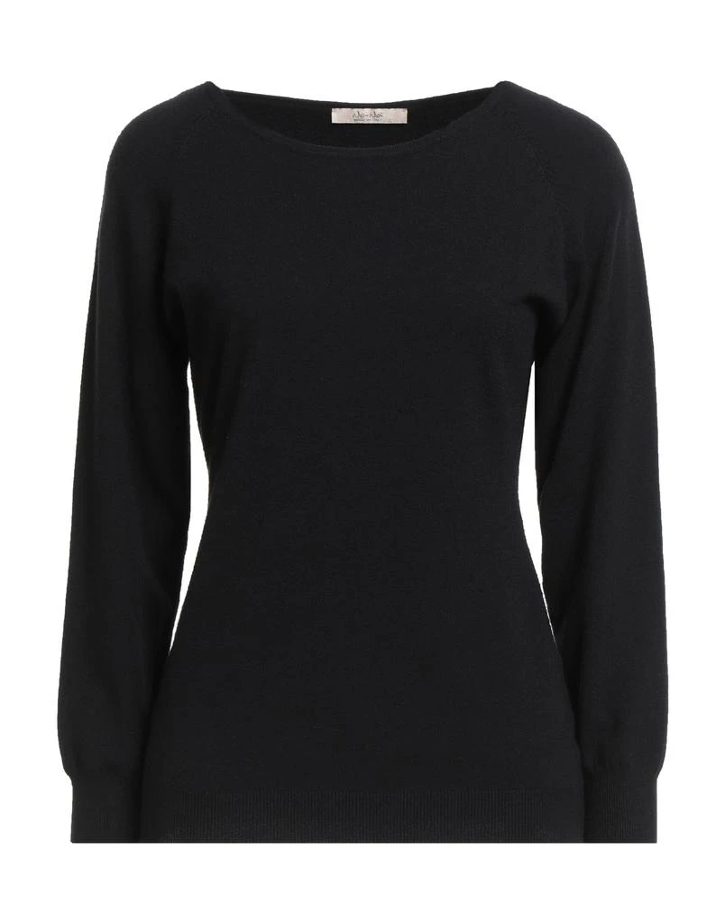 NO-NÀ Sweater 1