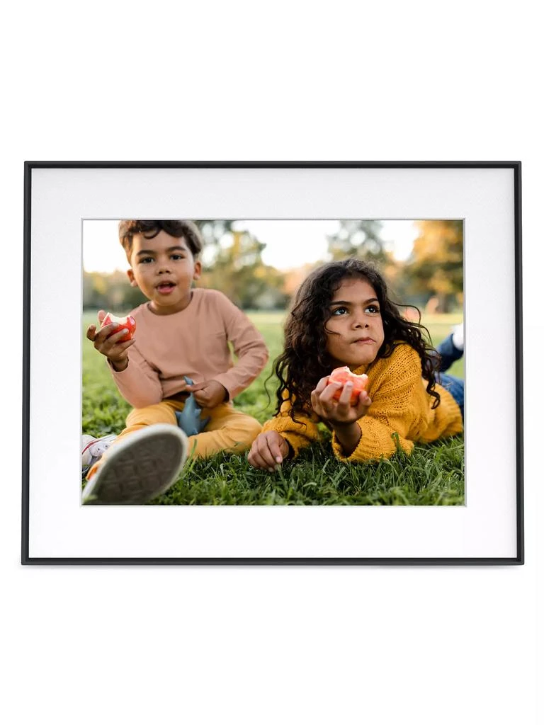 Aura Frames Walden Digital Picture Frame 1