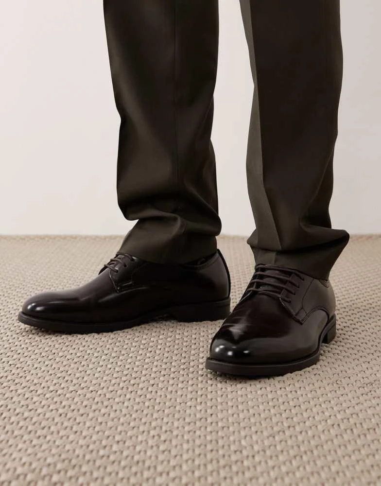 Mango Mango classic brogue in brown 1