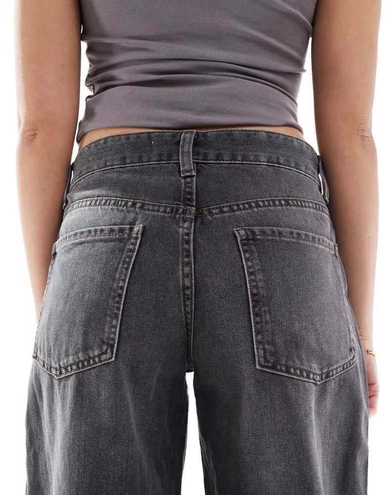 Bershka Bershka baggy straight leg jeans in dark grey 4
