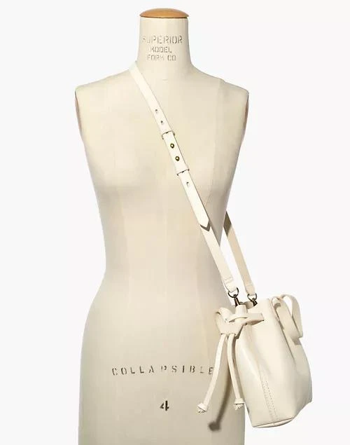 Madewell The Small Drawstring Transport Crossbody 3
