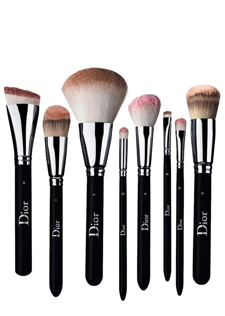 Dior Dior Backstage Small Eyeshadow Blending Brush N°22 2